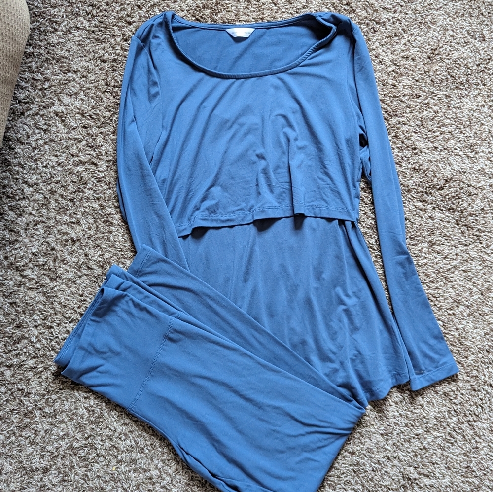 Nursing pajamas